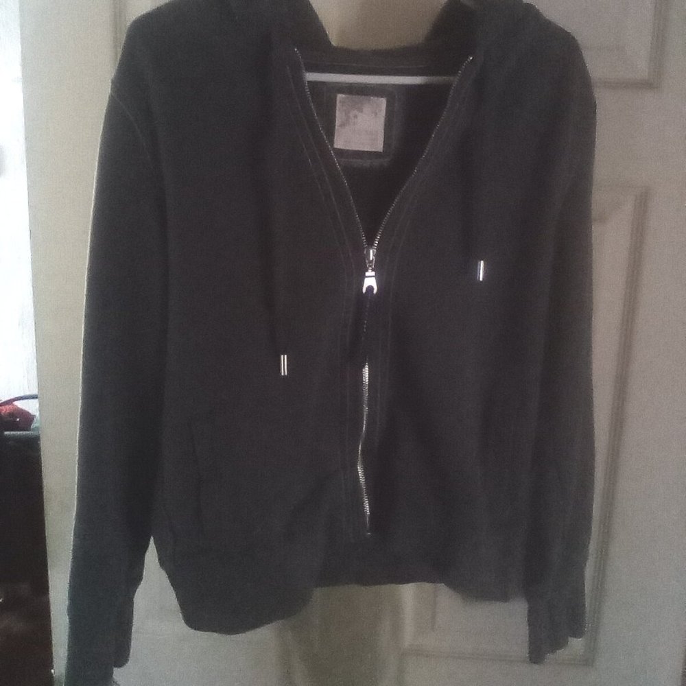 Old Navy charcoal hoodie worn twice size L but runs small